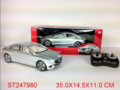 1:14 R/C MODEL CAR - ST247980