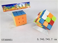 ST300951 - MAGIC CUBE